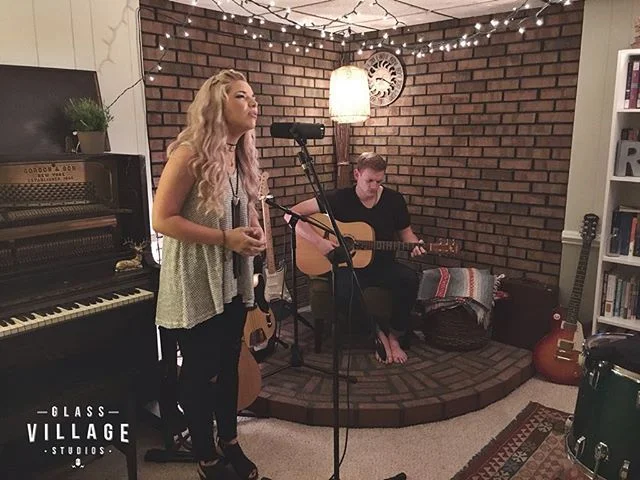 Had a blast recording and hanging with these folks! Crazy talented. @that.barefoot.dude @hailes8