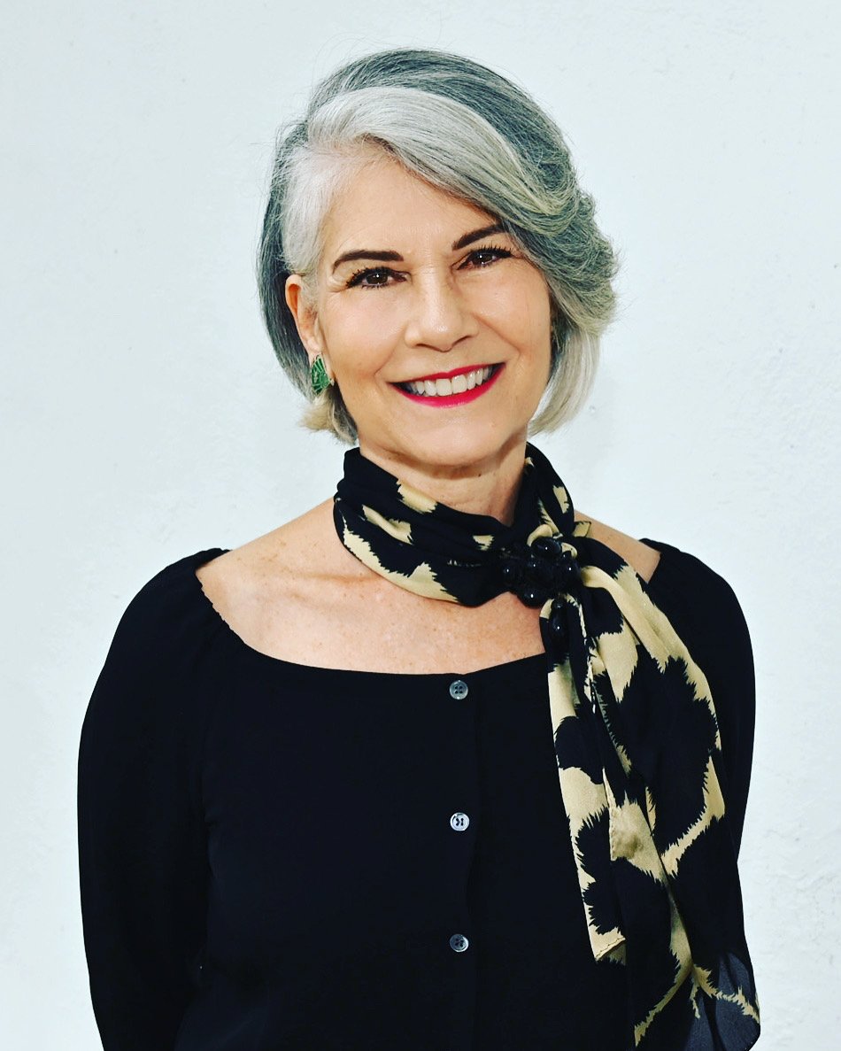 Art Review by Carol Damian