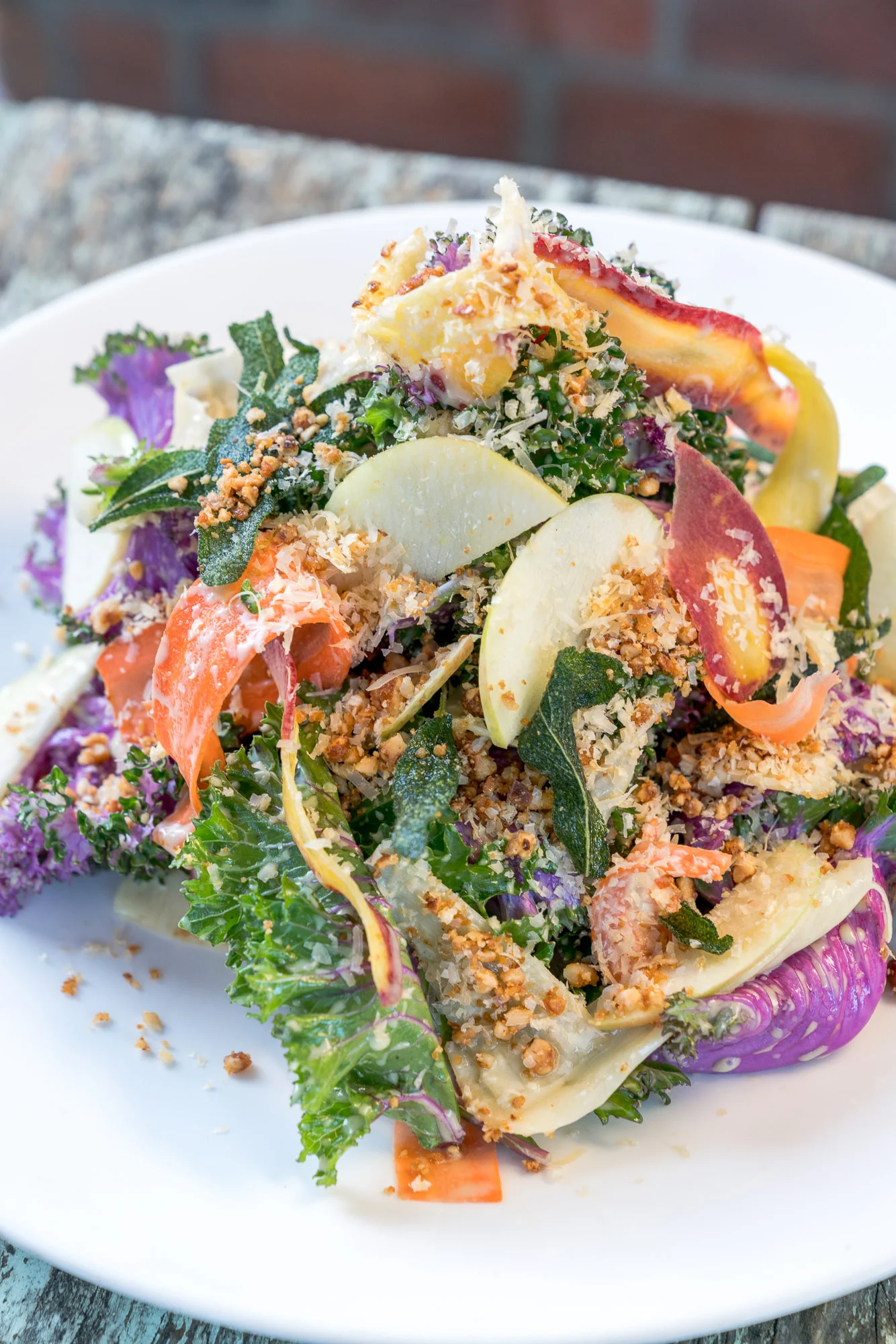 collindewell_salad.jpg
