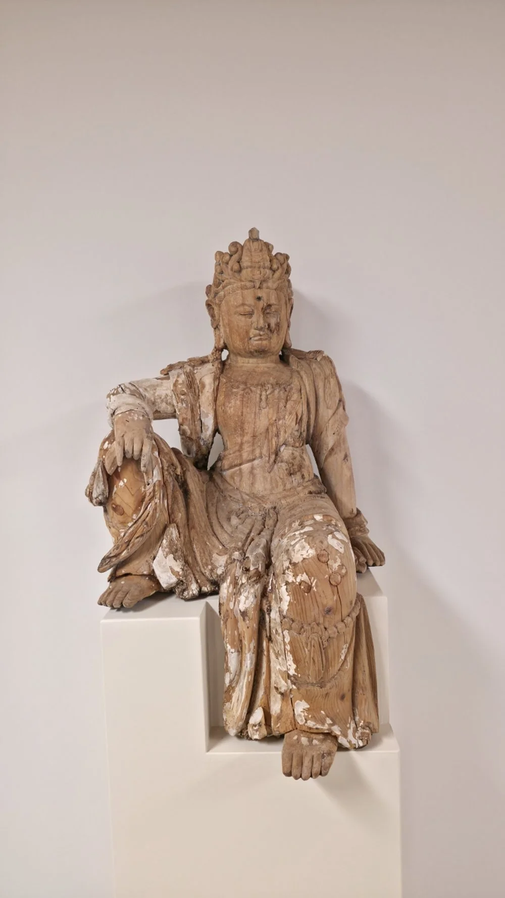 Bodhisattva Guanyin (Pose of Royal Ease) c. 17th century China 29 ¼ x 18 ¼ x 19 ⅜ inches Wood with traces of polychromy and gilding
