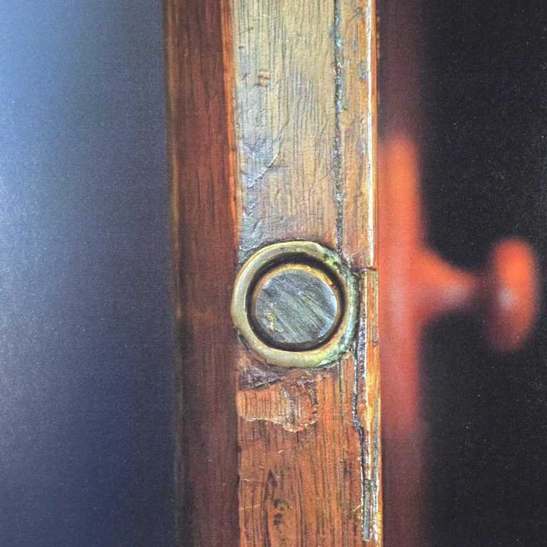  Kate Joyce | Watt or Fall, Door, Autumn, Fallingwater | detail 