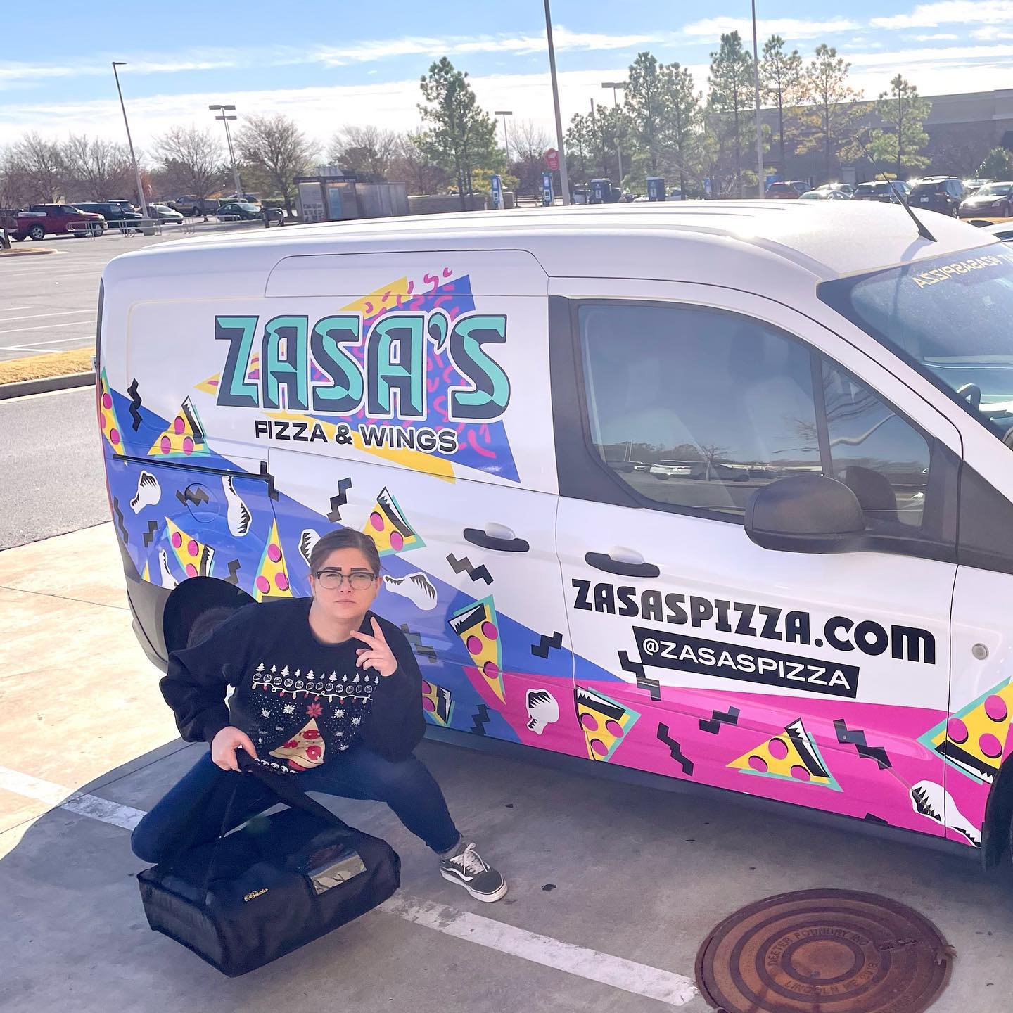 Zasa's Pizza & Wings Van Graphics