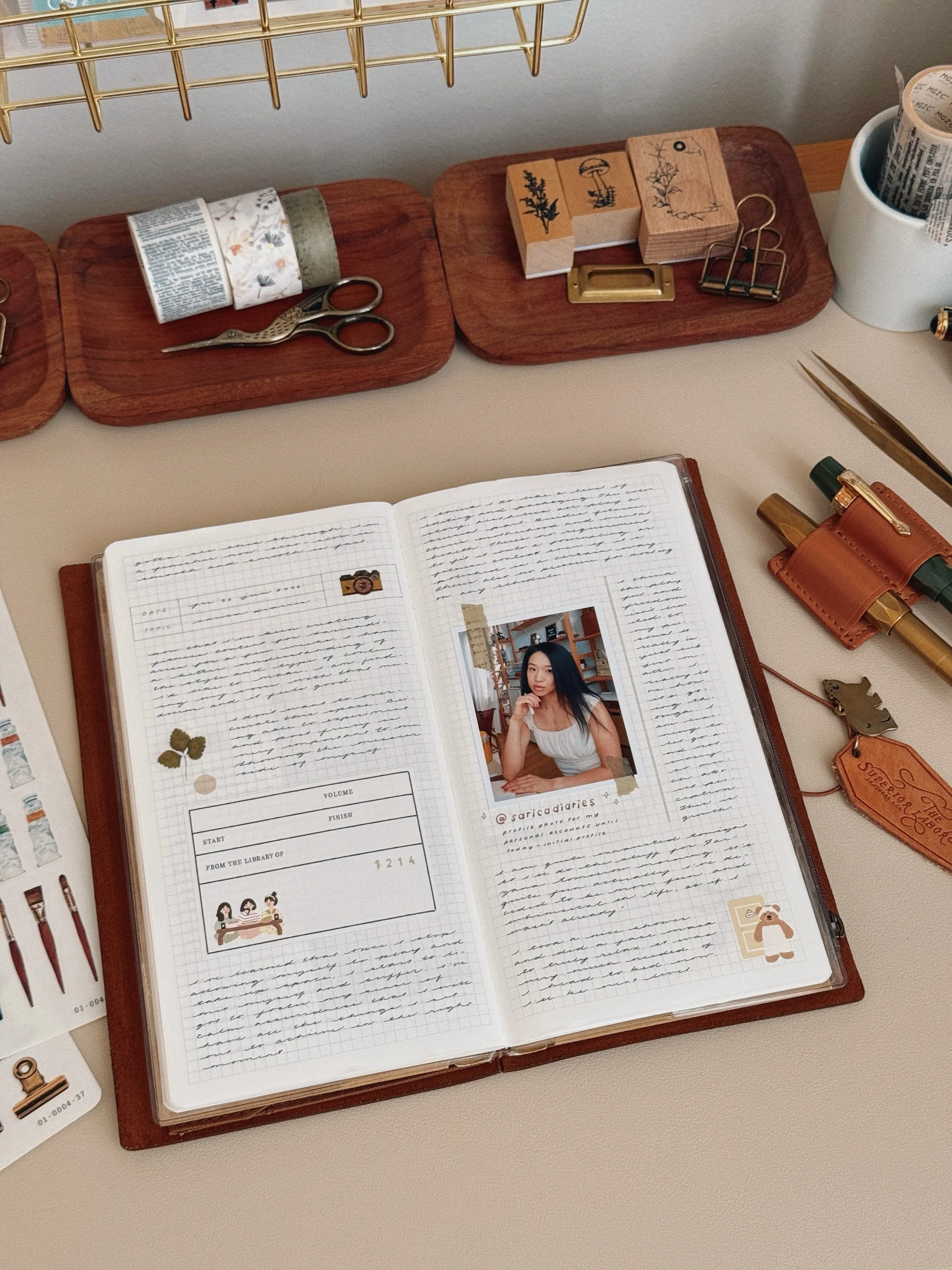𝒎𝒊𝒅-𝒚𝒆𝒂𝒓 𝒔𝒂𝒍𝒆 𝒃𝒆𝒈𝒊𝒏𝒔 𝒏𝒐𝒘 🌻 Stock up on your favorite journaling supplies for the rest of the year with 20% off from now until 7/5 🫶🏼

the deets &mdash;
✱ discount will automatically apply at checkout
✱ free shipping on USA orde