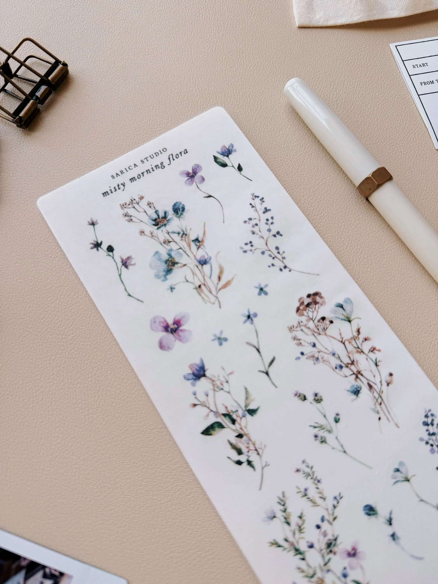 misty-morning-flora-stickers-sarica-studio-03.jpg