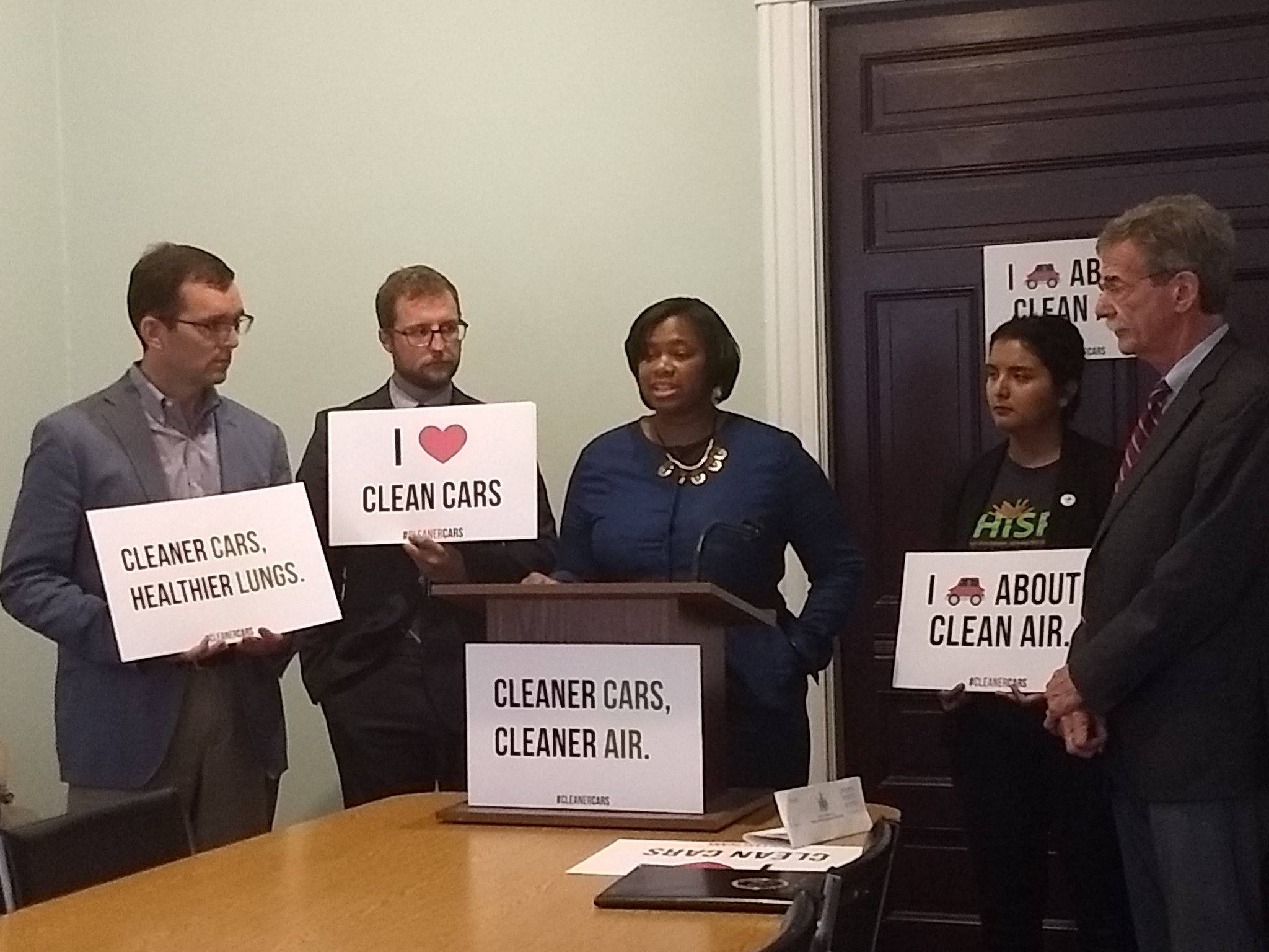 Clean Cars Telepresser w AG Frosh SierraClubMd Chispa 06272018.jpg