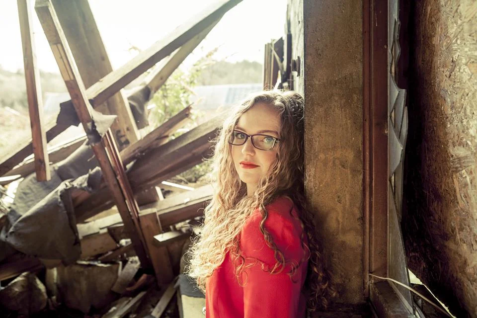 Chloe Reynolds provided support for Anastacia