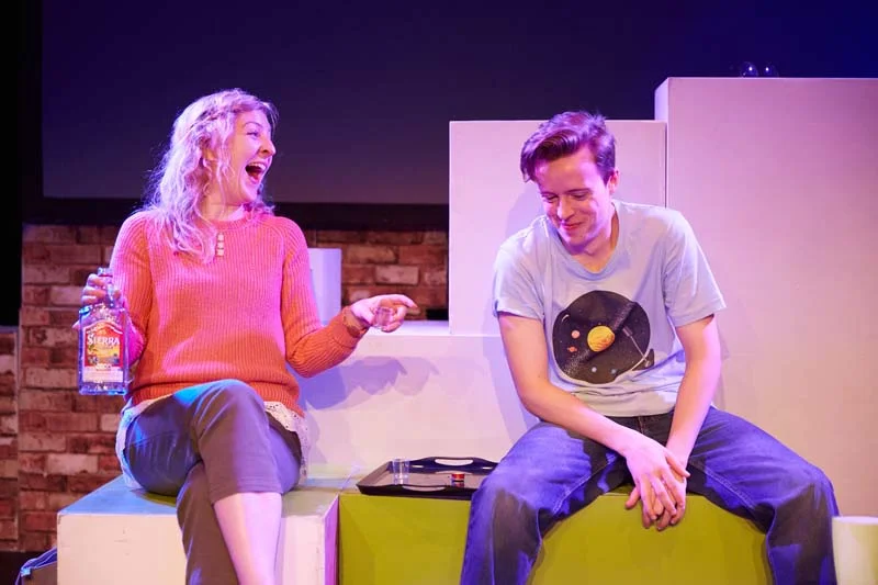 Gareth Ellis and Ceri Elen star in Theatr Genedlaethol Cymru's touring production of Estron. Photo credit: Mark Douet.