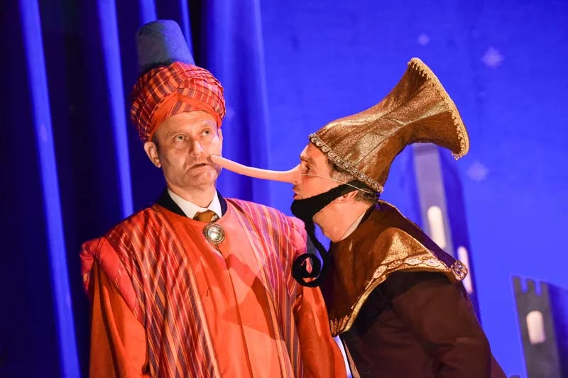 Hugh Dennis as Maurice Rose & John Marquez as Ronald Bream in The Messiah playing Cardiff’s New Theatre from 29 October until 3 November Photos by Robert Day