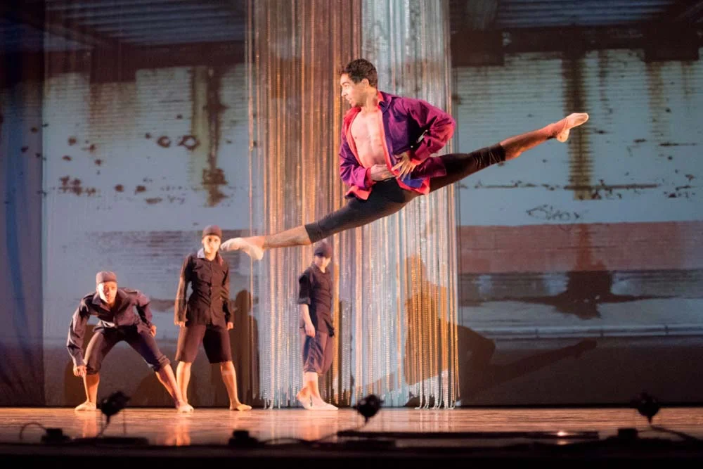A scene from Ballet Cymru’s Romeo a Juliet. Photos by Sian Trenberth