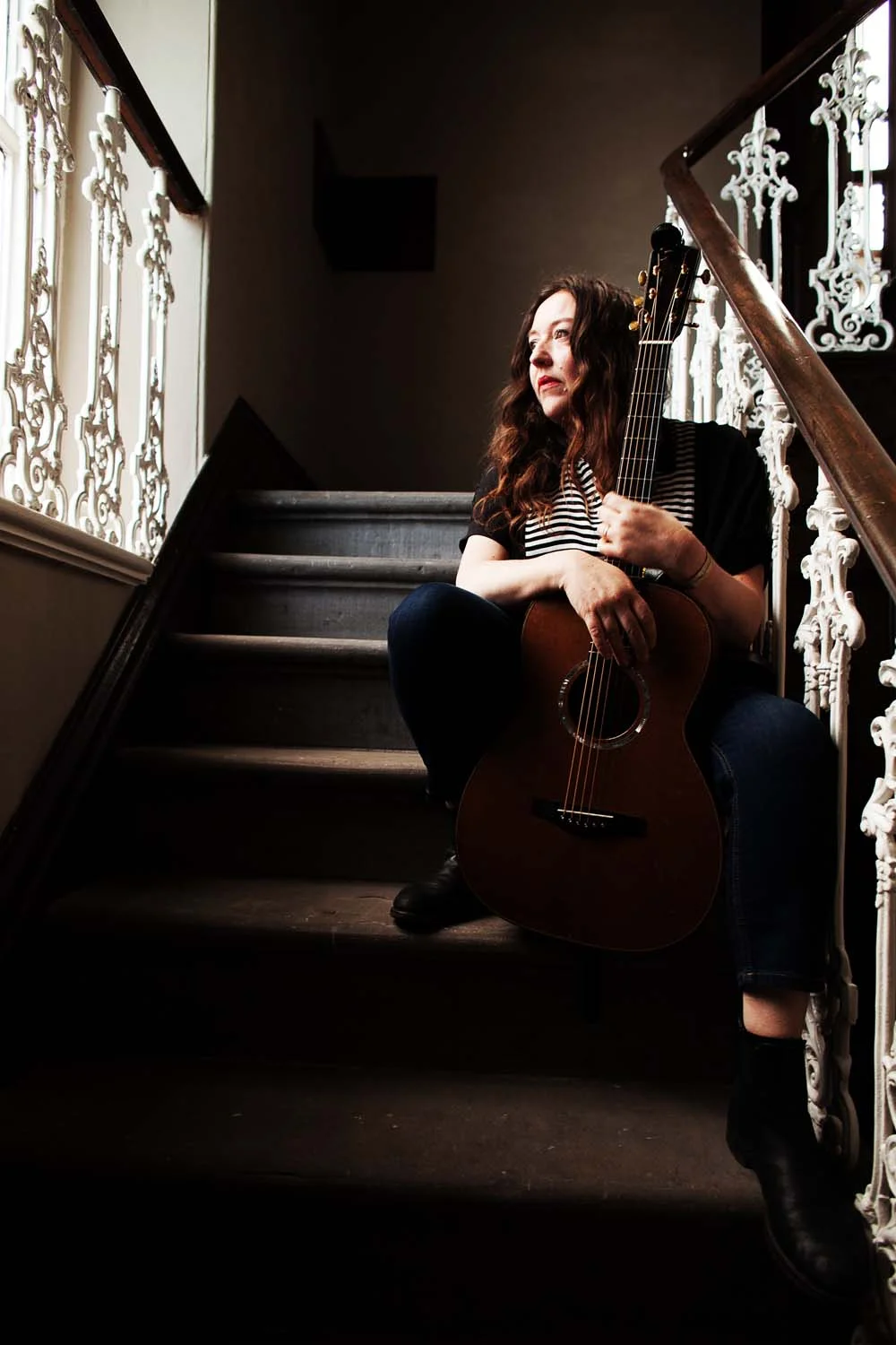 Kathryn Williams releases Anthology on August 30, 2019. Kathryn also tours the UK during autumn, 2019.