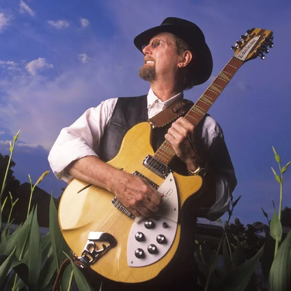 Roger MCGuinn.jpg