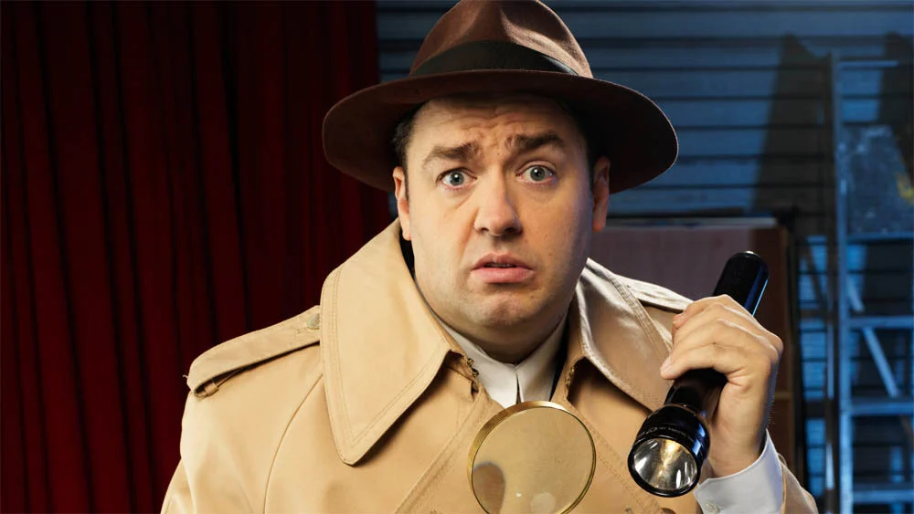 Jason Manford comes to Cardiff’s New Theatre from October 14 -19 in the hit musical comedy, Curtains.