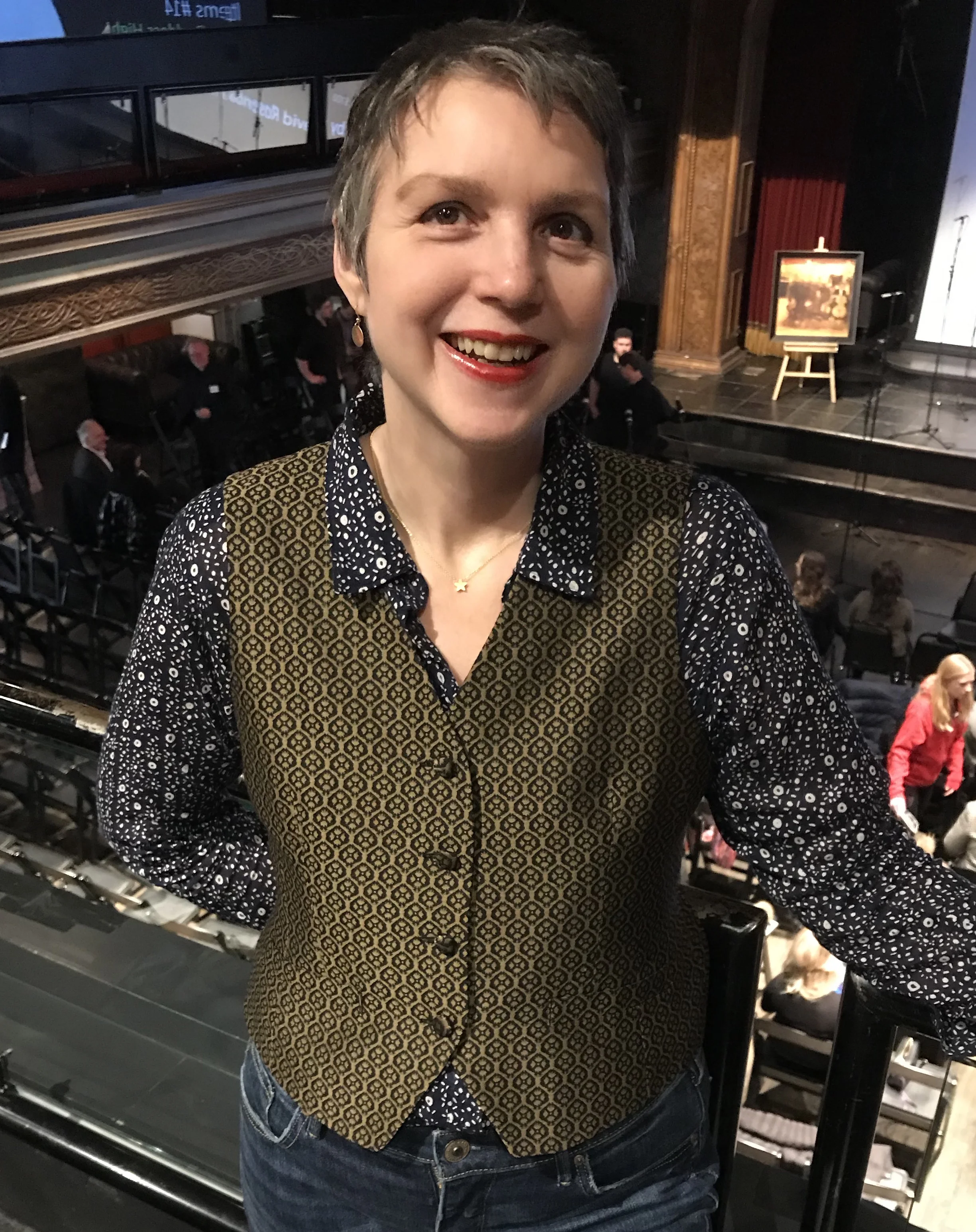 Elizabeth Ruth.jpg