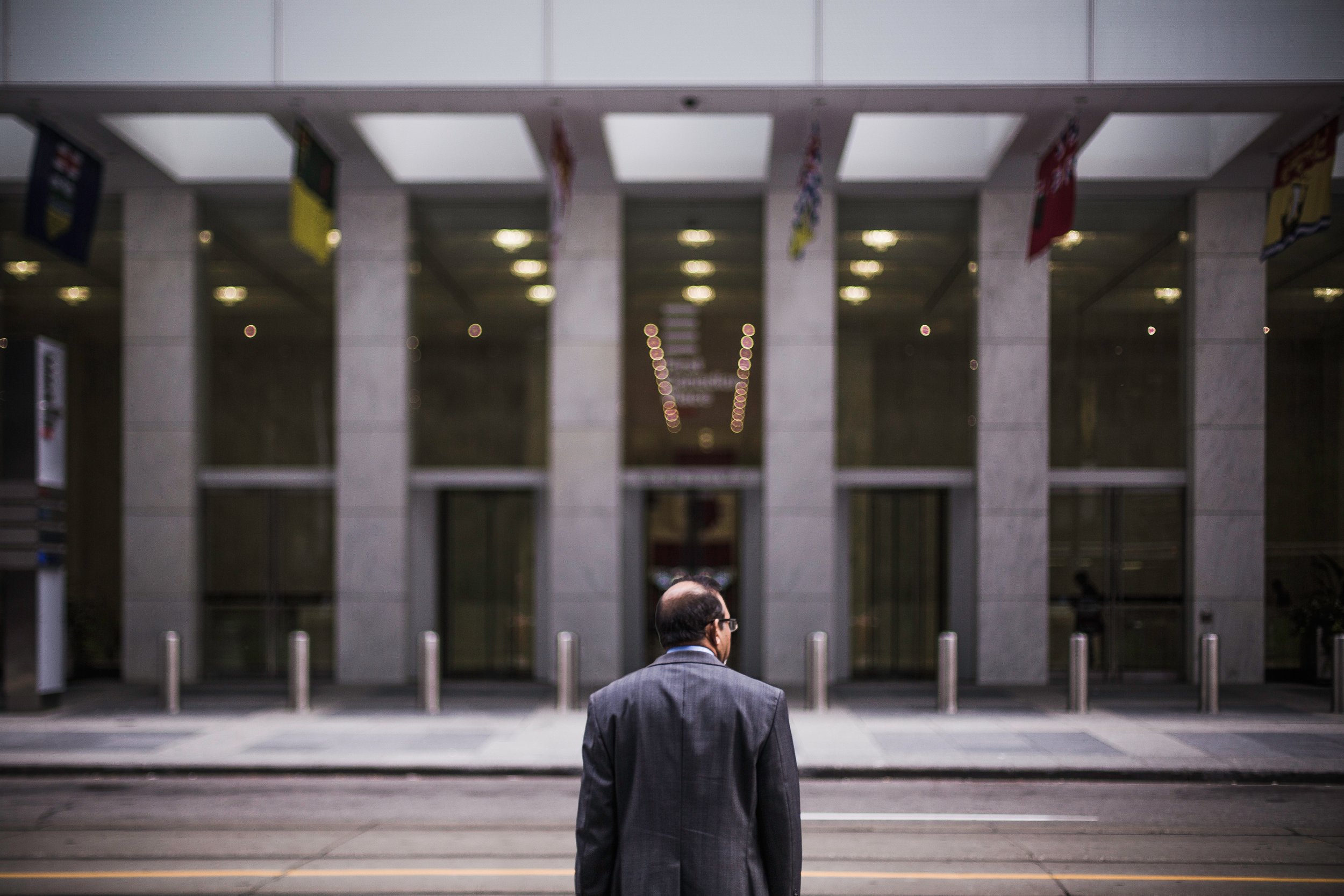 A multinational financial services firm to help their organization work in a more agile, end-to-end way.