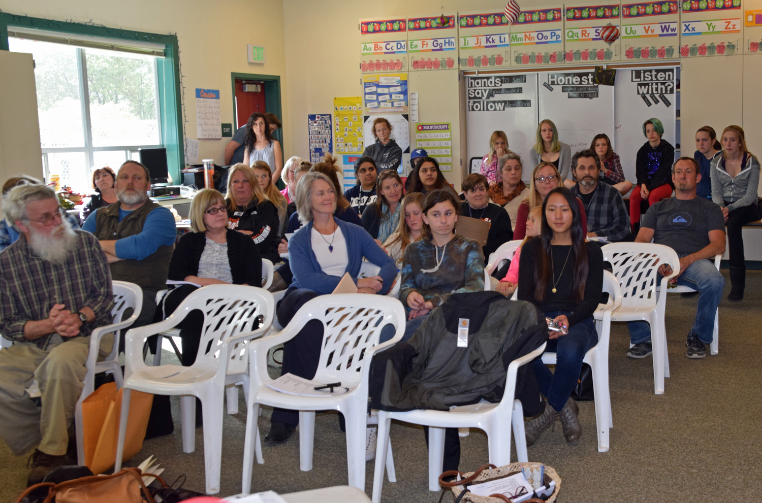 Southern Humboldt Unified School District’s April 14 board meeting was well attended due to several controversial layoffs. (Photo by Sandy Feretto)
