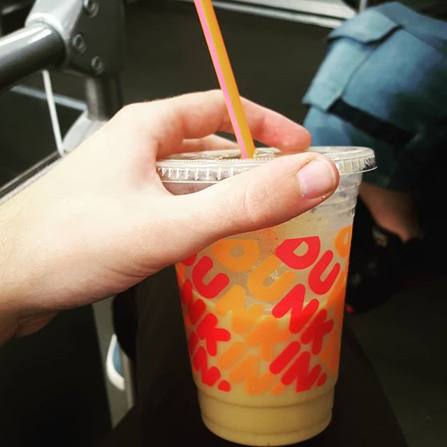 When in Rome, drink some wicked dunks, kid. Looking forward to my New England weekend with my favorite doctor, @mellykich
#boston #dunks #wickedpissah #wheninboston