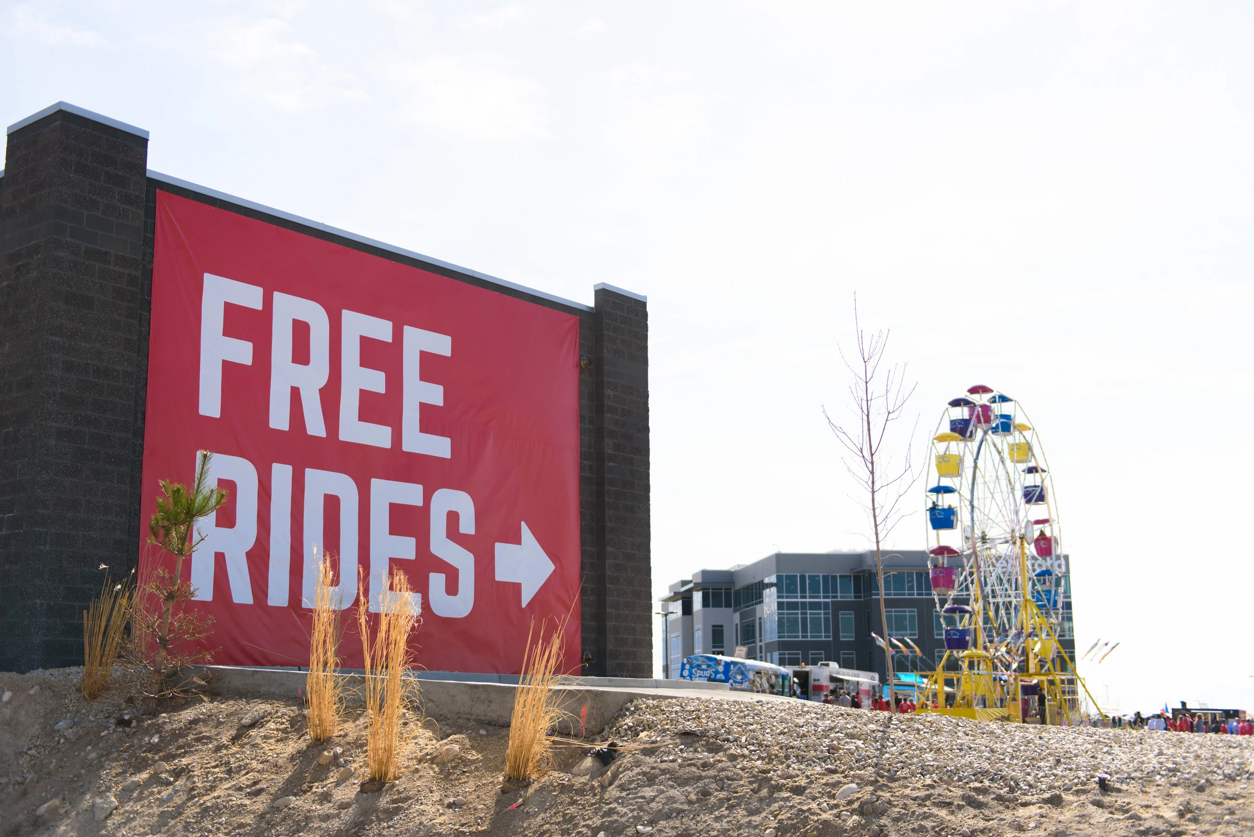 Entrata-Grand Opening 421.JPG