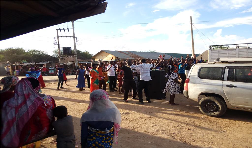 Outreach in Partnership with Nairobi Students – Kenya