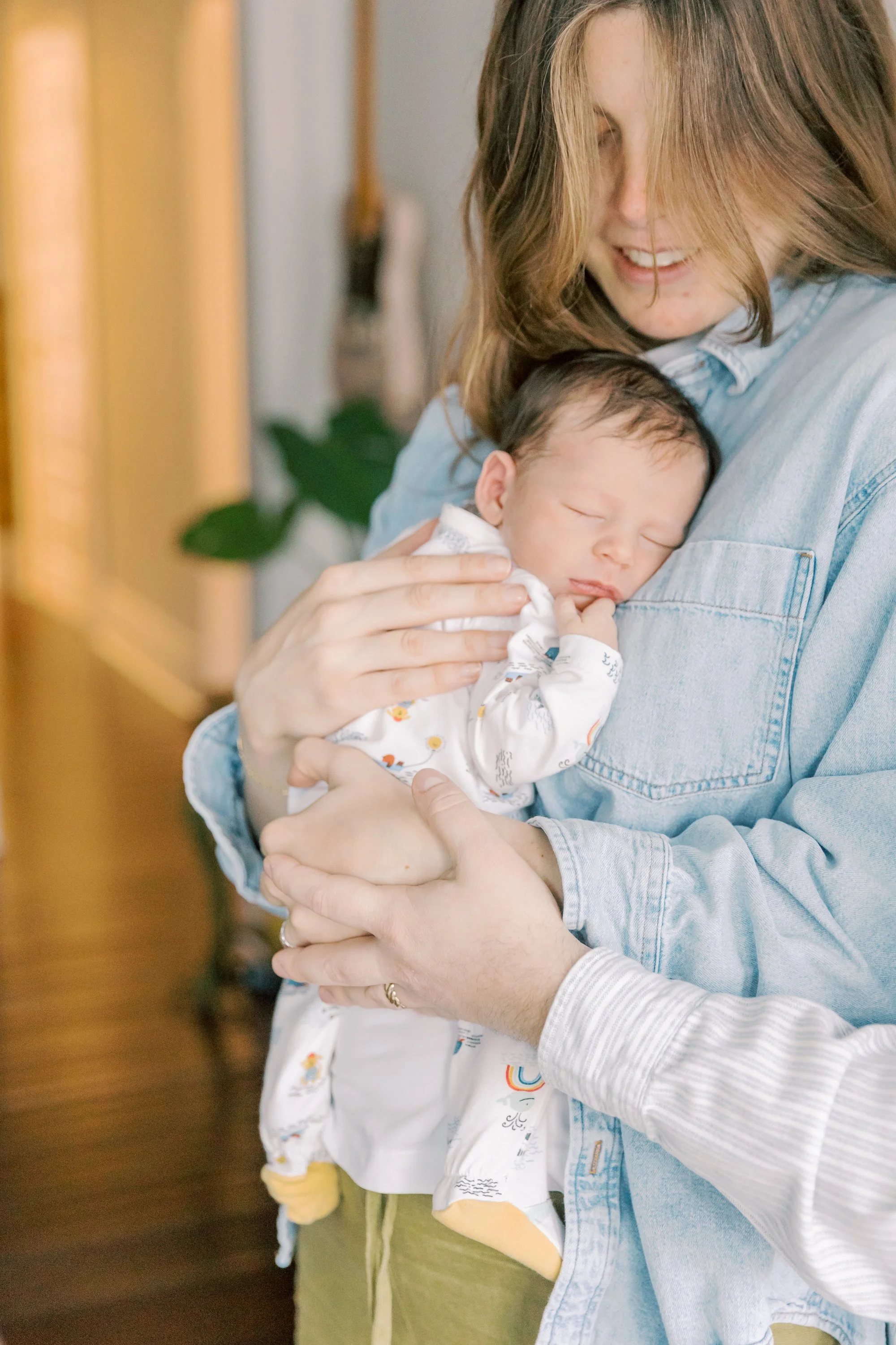 Is My House Ready? Why Natural Newborn Photography in Oakville Works for Any Space