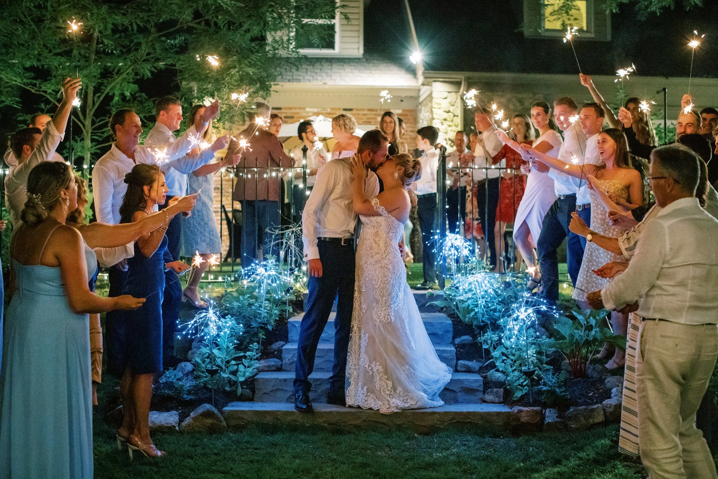 outdoor wedding venues in the GTA  backyard wedding blue, green and cream wedding colours