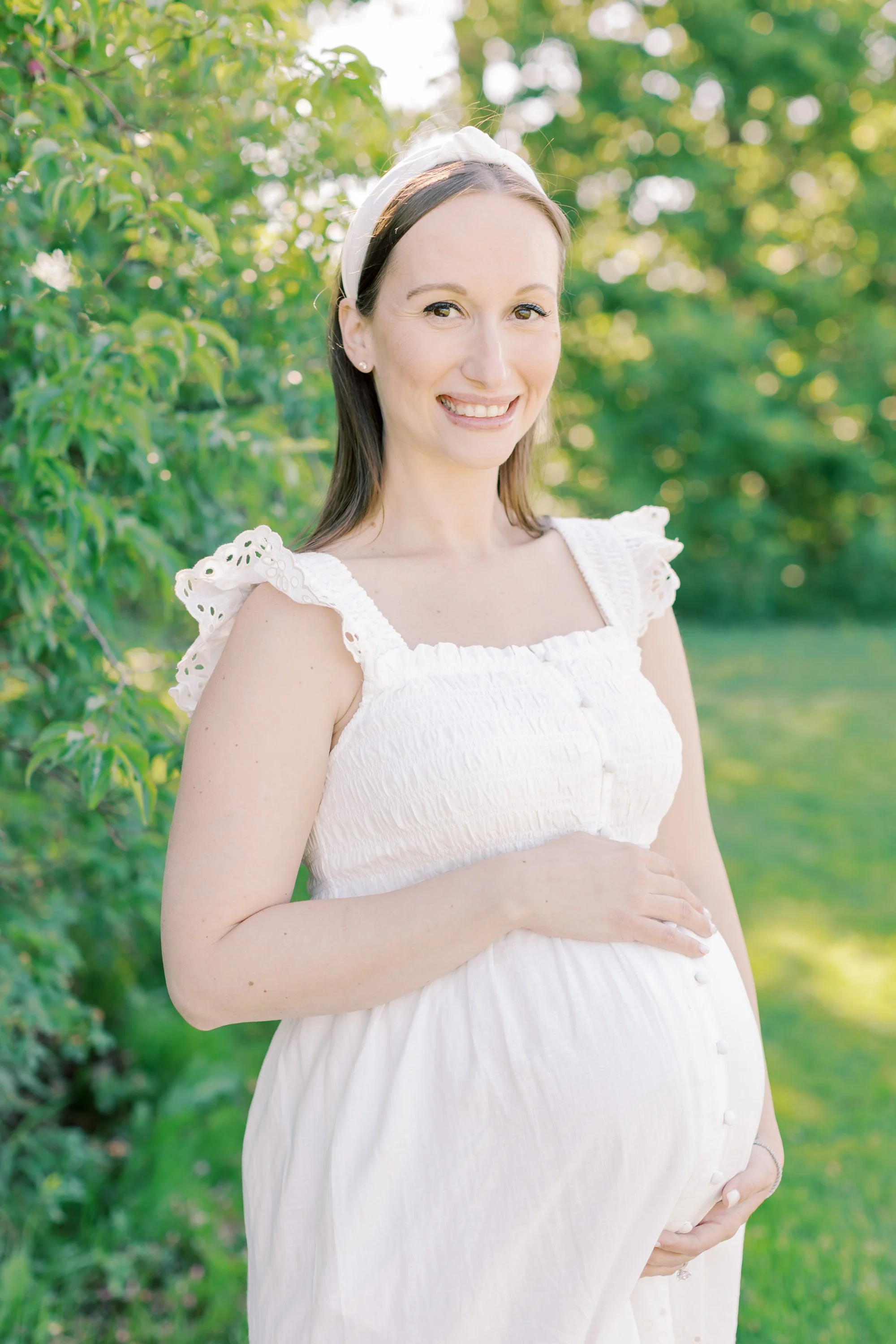 Burlington Maternity Photos at Cityview Park