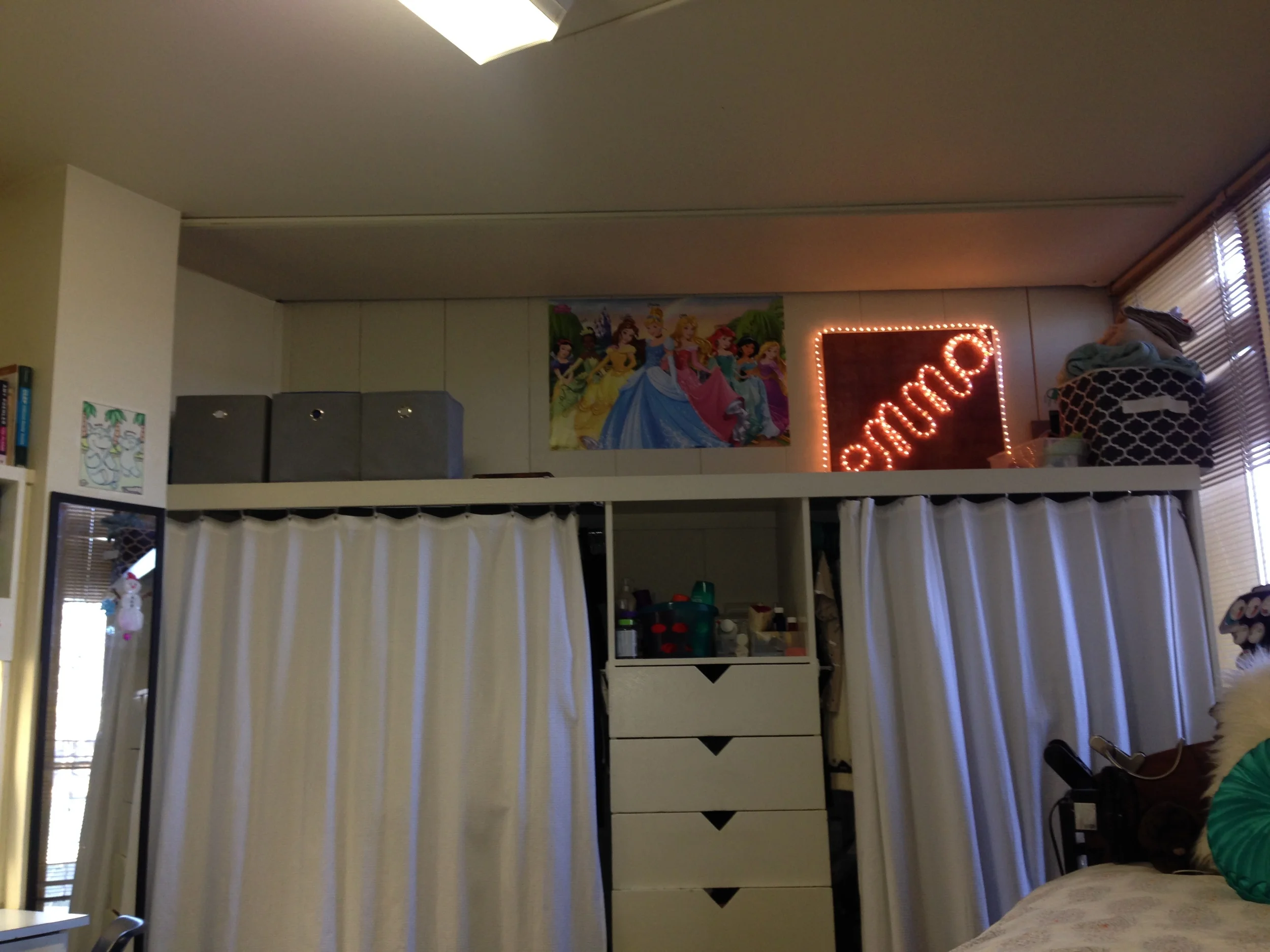college-dorm-tour.jpg