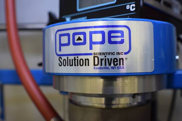 Behold: The Pope! This machine is a vital part of our “unbaking a cake” process as we break down cannabis into its fundamental components. It’s used to make cannabis isolates, which then go into our CPC (Centrifugal Partition Chromatography) to fraction off CBD and CBG.
.
#cbd #rarecannabinoids #chromatography #cannabis #science #poweredbyebbu