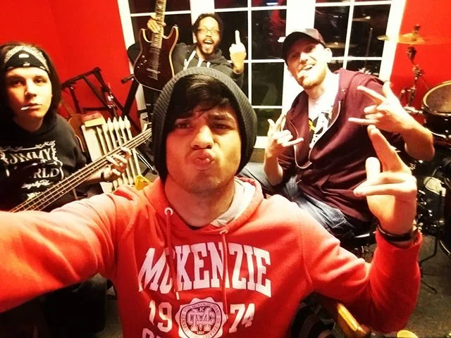 lets do a recordage, with the most dickish band of all time @benzokayn #recording #covers #coversong #readytogo #fridayfeeling #friday #music #recording #london #bexleyheath #bexley #dicks #penis #male #model #vogue