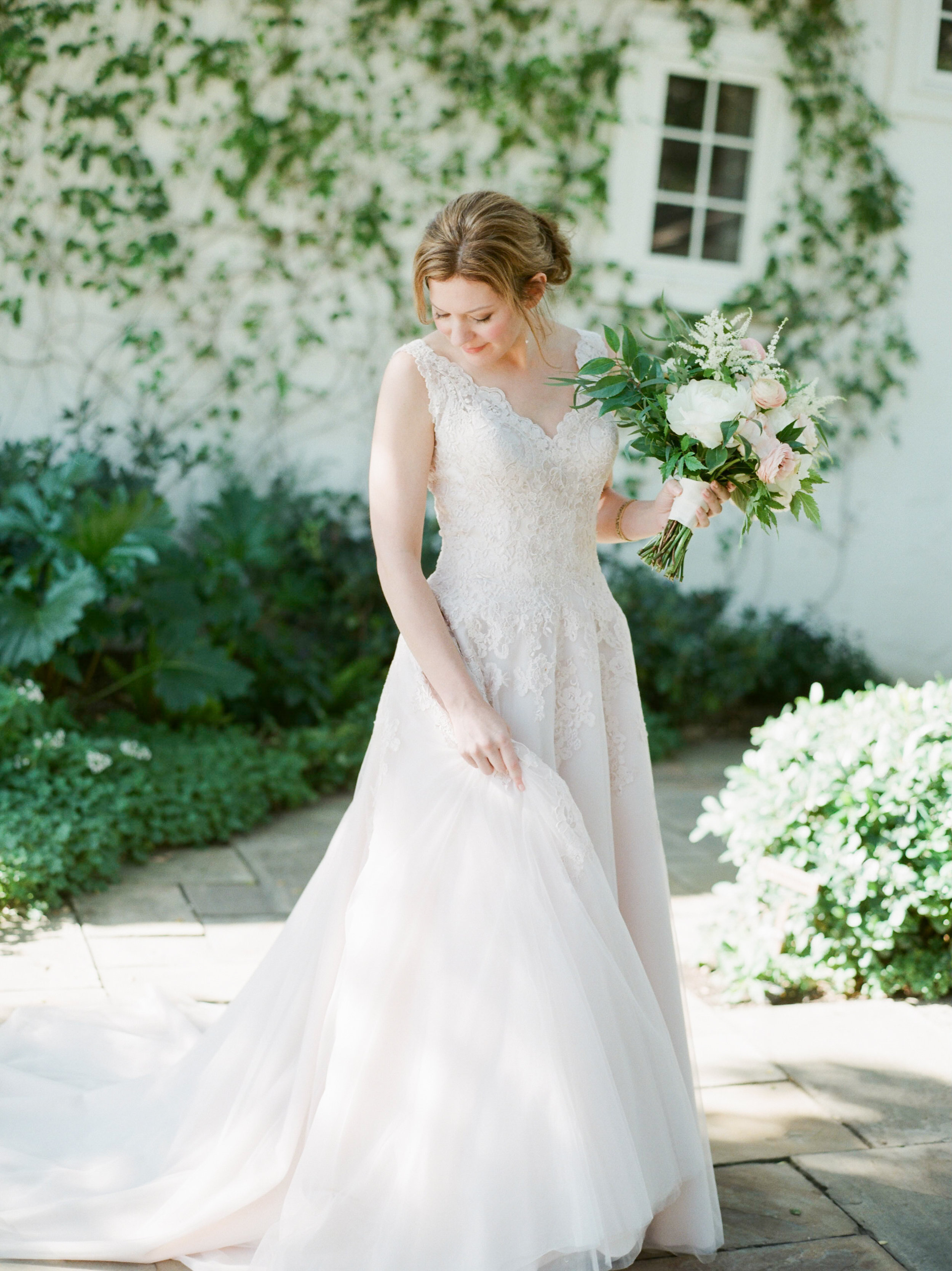 Jessica&Chris_GettingReady_148.jpg