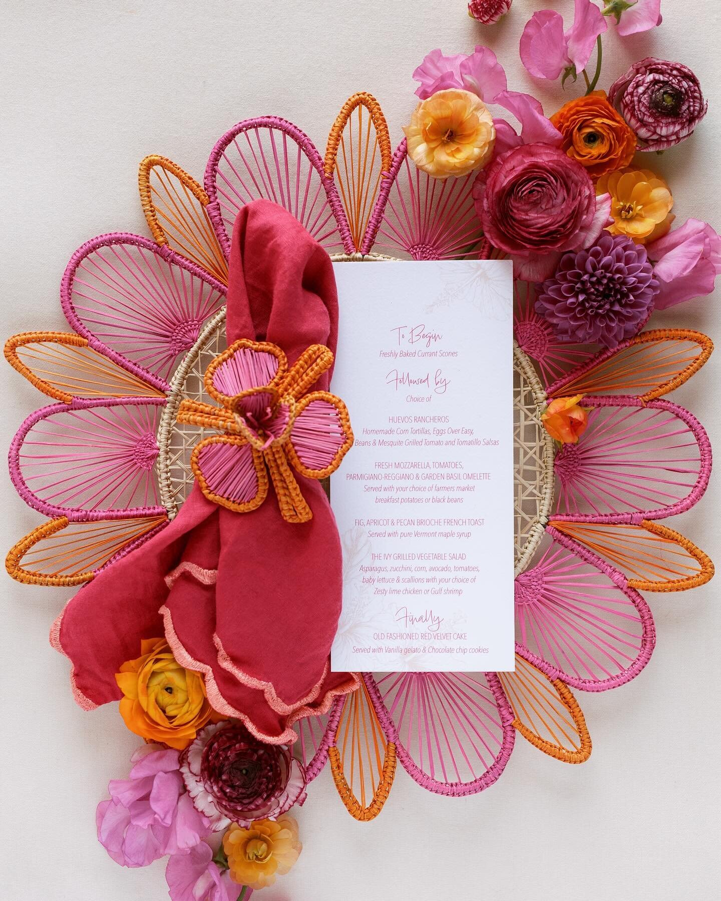 Tropical Baby Shower 🌺
.
This tropical shower was a stunning display of fuchsia and orange. Featuring custom made place mats, orchid napkin rings and napkins. The shower was held at @ivyrestaurants in #santamonica Floral design was by @knotjustflowe