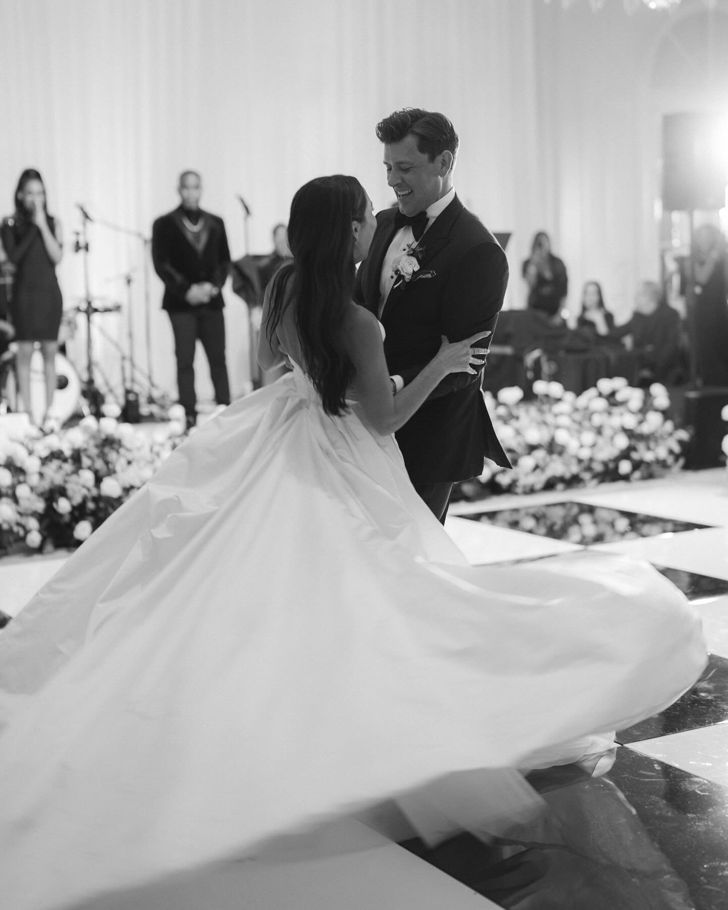 Dancing into the weekend and still dreaming about @allyckontos and @chrislkontos wedding. Their dance floor was pure fun all night long! 
#rosewoodmiramarbeach #wedding #dancing