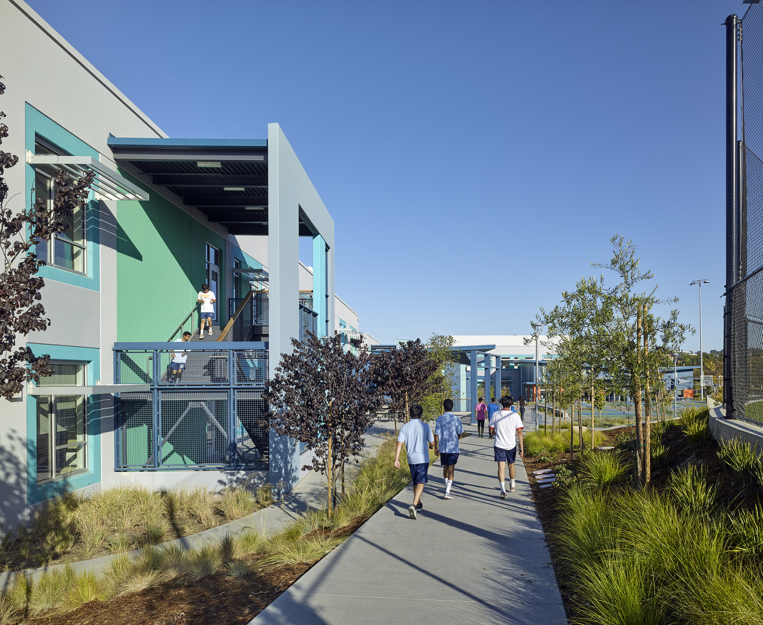 SB_Wave_II_walkway_II_30933 copy.jpg