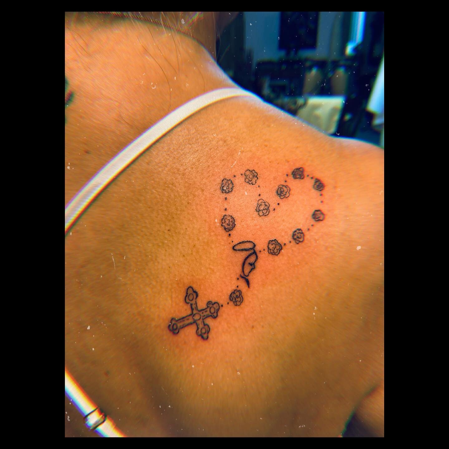 Rosario for my fathers wife. 
📿 🦋✨✝️🌊🌹👰🏻&zwj;♀️
.
.
.
Ciao Miami&hellip; I&rsquo;ll see ya around