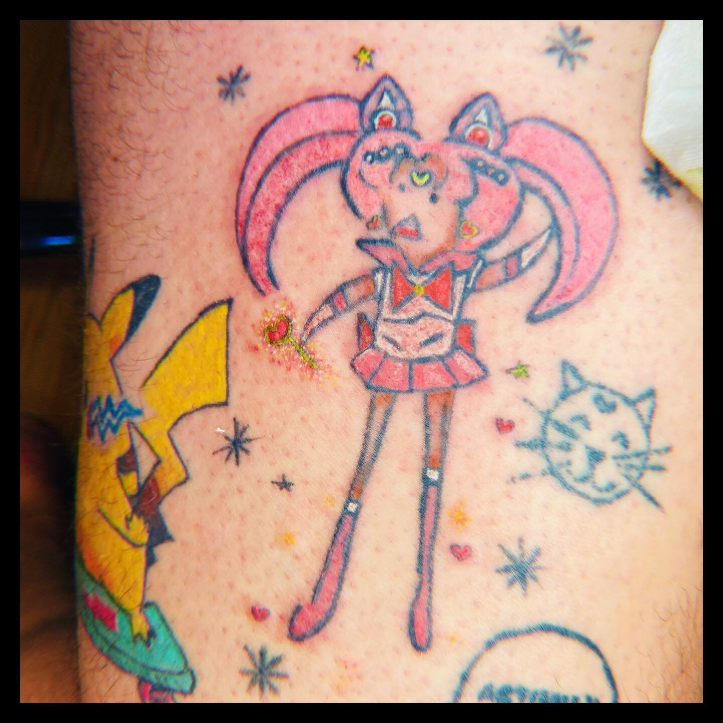 PINK SUGAR HEART ATTACK!!!!
💕🌸✨💫
This lil Sailor Chibi Moon has taken quite the journey! Originally drawn on the back of receipt by @obeegirlkenobi 💕