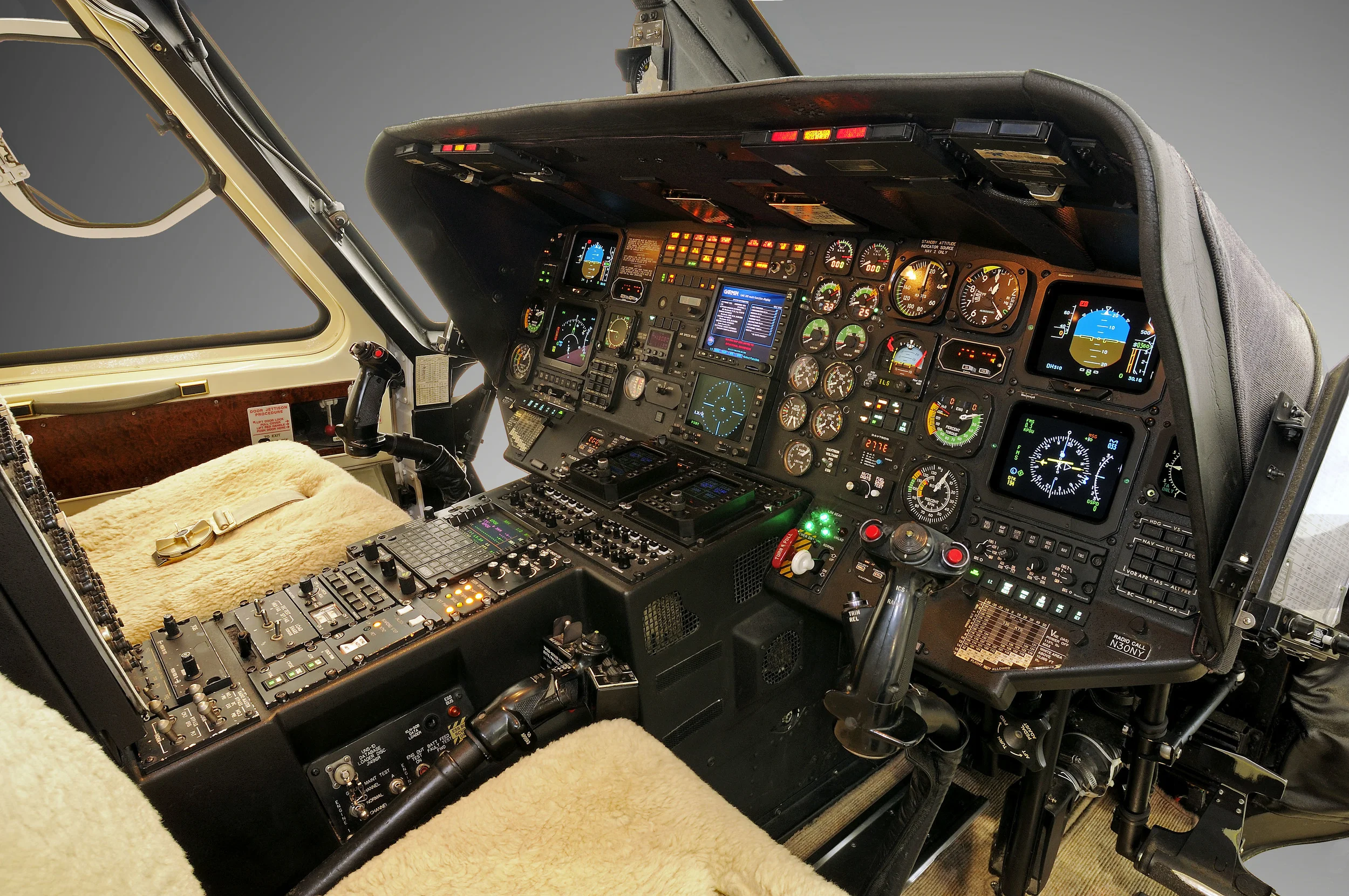 Cpt_300 3.jpg