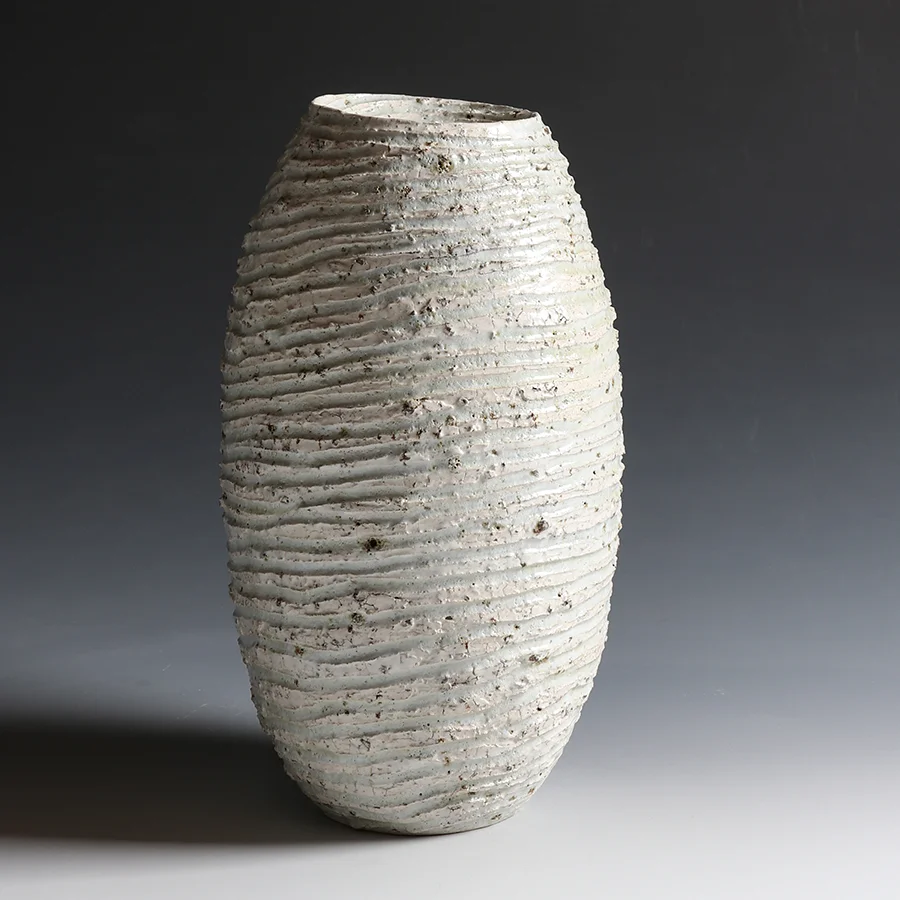 Ani Kaste, Vase, In Tandem Gallery www.intandemgallery.com In Tandem Gallery