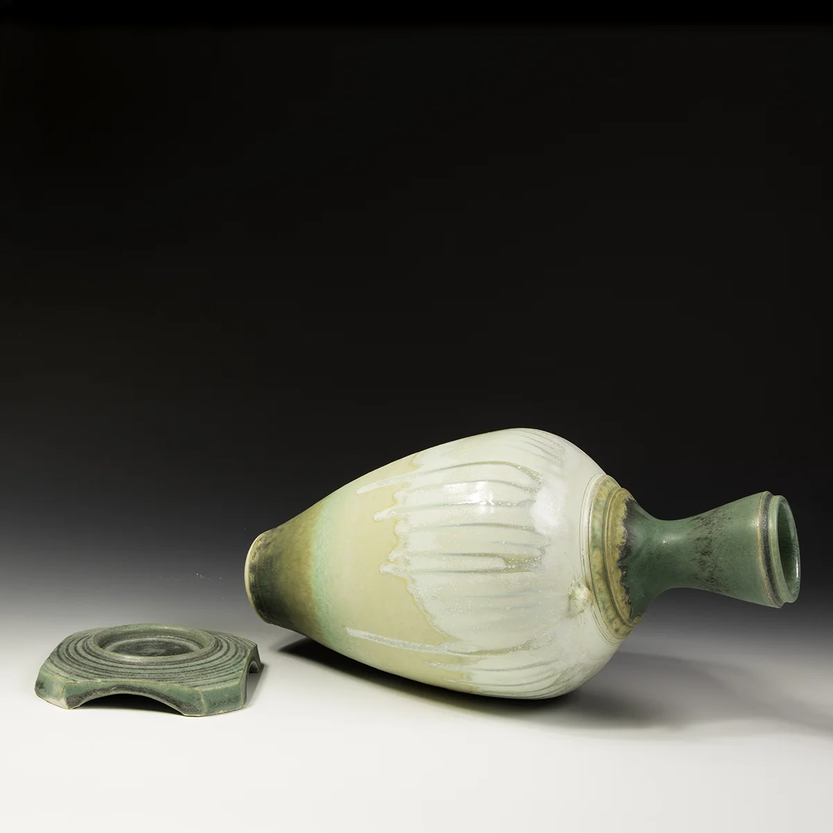 Richard Aerni, In Tandem Gallery www.InTandemGallery.com, ash glaze Vase