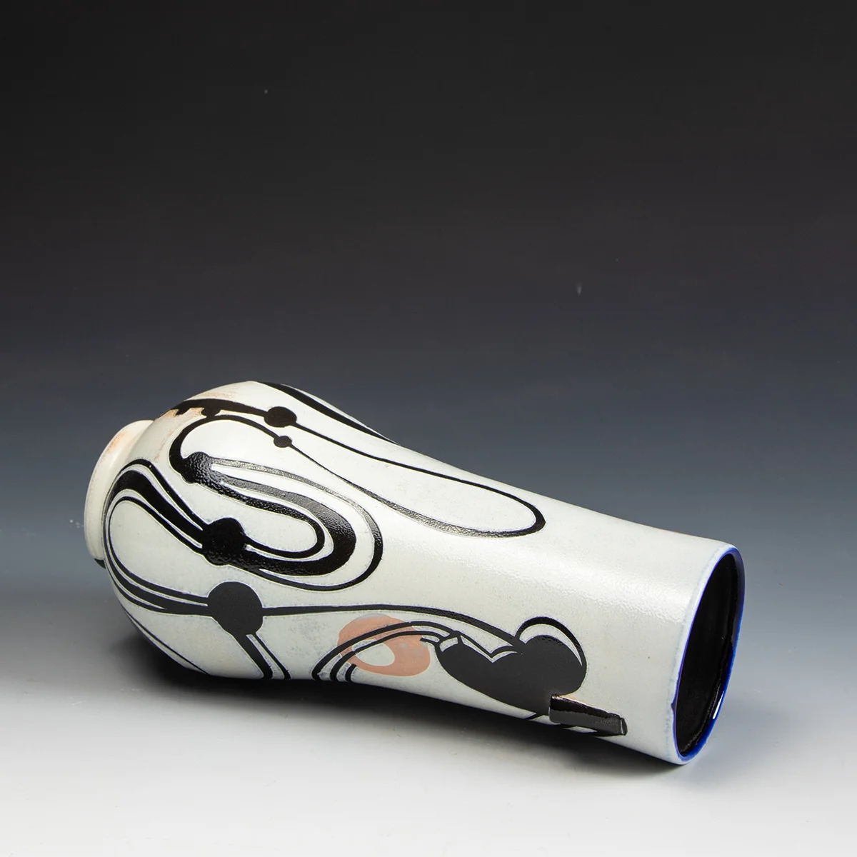 Susan Dewsnap, Vase, In Tandem Gallery, www.intandemgallery.com - Bakersville NC