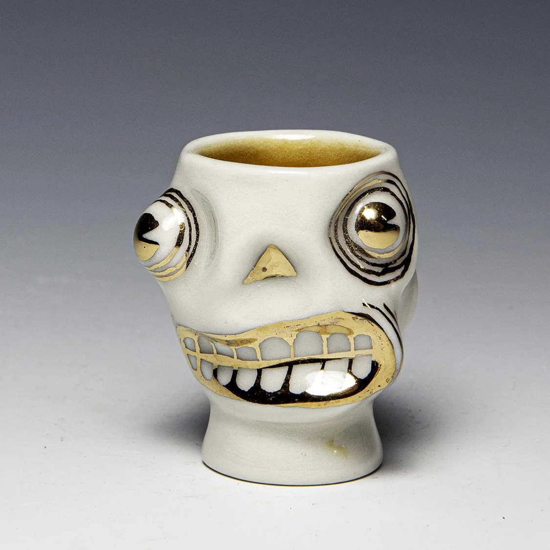Michael Corney-cup-03_c.jpg