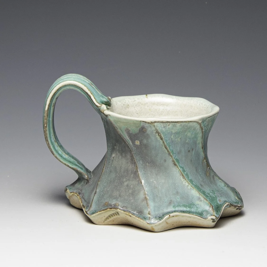 Gay Smith-mug_121_b.jpg