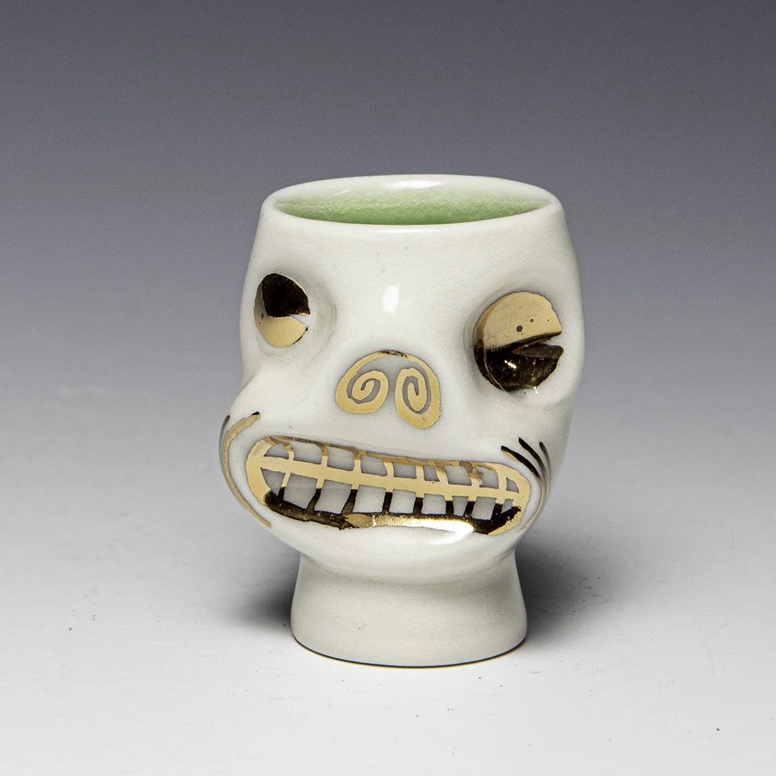 Michael Corney-cup-02_c.jpg