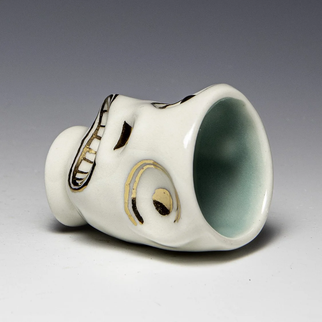 Michael Corney-cup-05.jpg