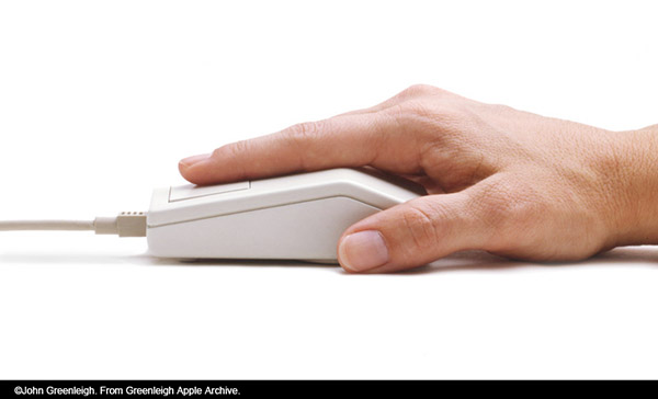 1987_Mouse_hand.jpg
