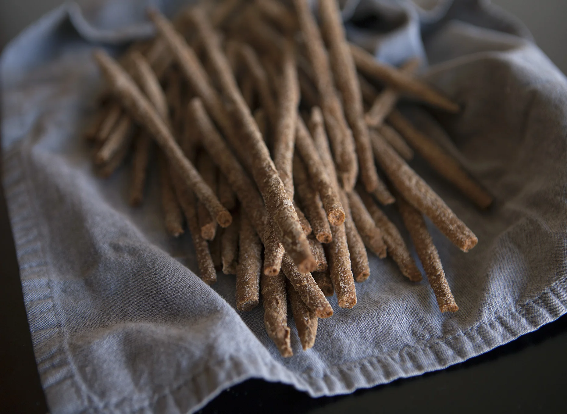 breadsticks_1860.jpg