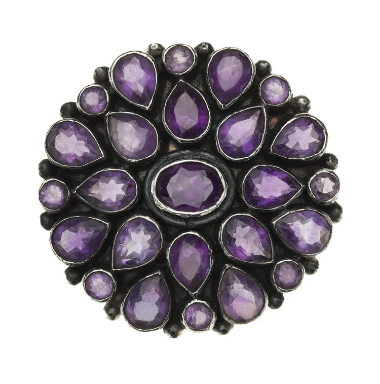 brooch__amythist_dyp_fulll.jpg