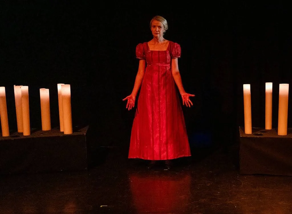 Macbeth, The Curtain  Photo by Will O’Hare 