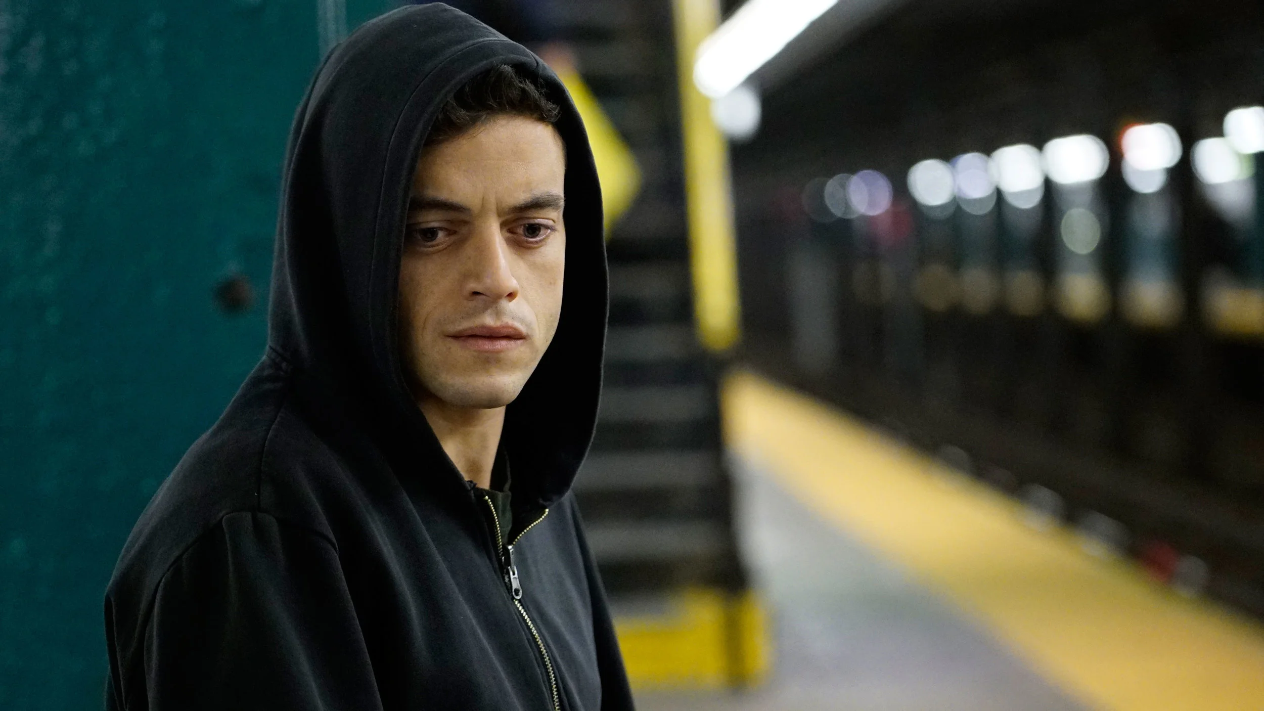 "What am I going to write about this week?" - This week on Mr. Robot, Elliot fumbles his way through the most dangerous internet playground of all - the Blogosphere.