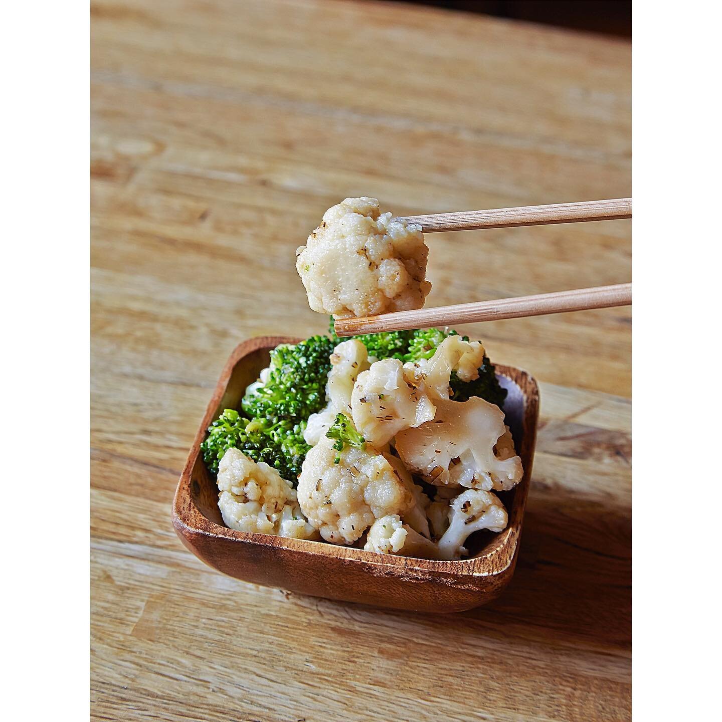 KOMBU CAULIFLOWER BROCCOLI POP
Simply veggies, but surprisingly savory and satisfying. Great friend of Wine and Sake.

#cauliflower #broccoli #eatyourveggies

&mdash;&mdash;&mdash;&mdash;&mdash;
Now we&rsquo;re serving a full menu for our outdoor din