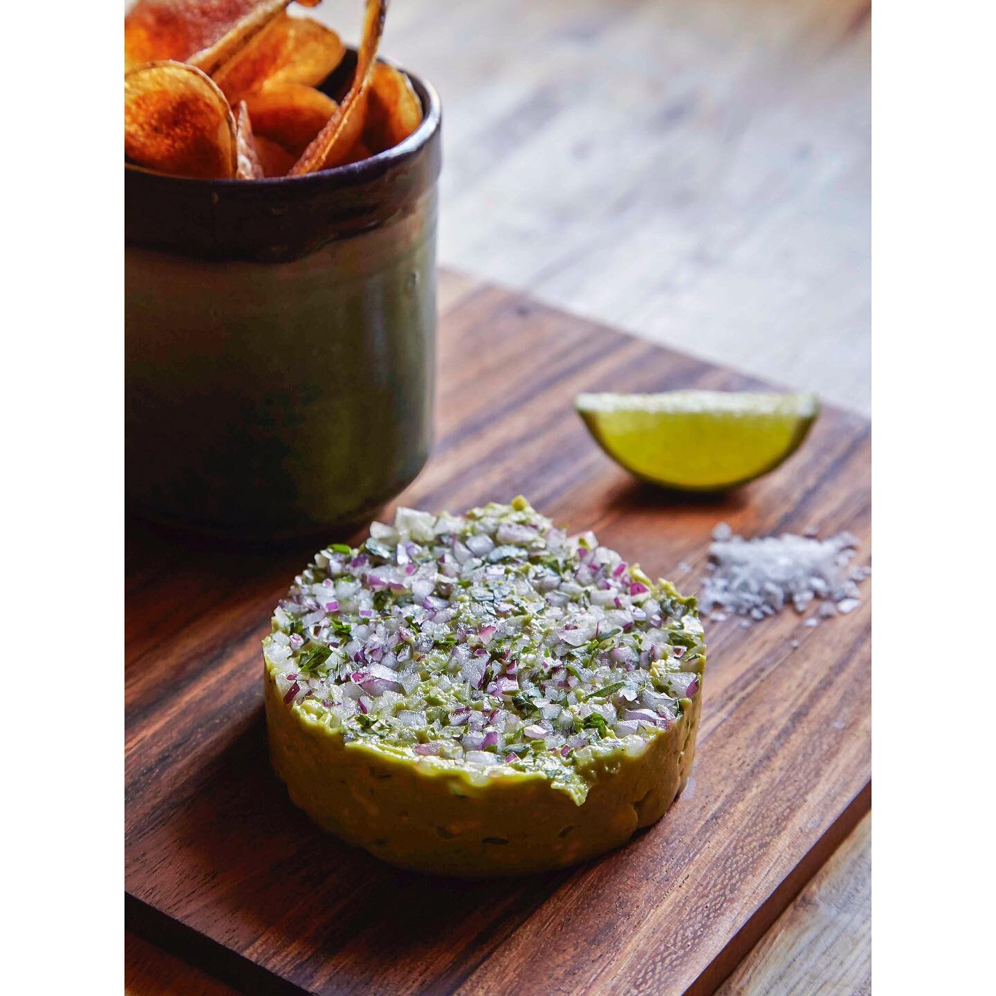 TAKUMEN GUACAMOLE
Our take on everyone&rsquo;s favorite appetizer. Served with homemade potato chips. 
*Available only for dine-in at dinner time

#guacamole #avocadolover

&mdash;&mdash;&mdash;&mdash;&mdash;&mdash;
Now we&rsquo;re serving a full men