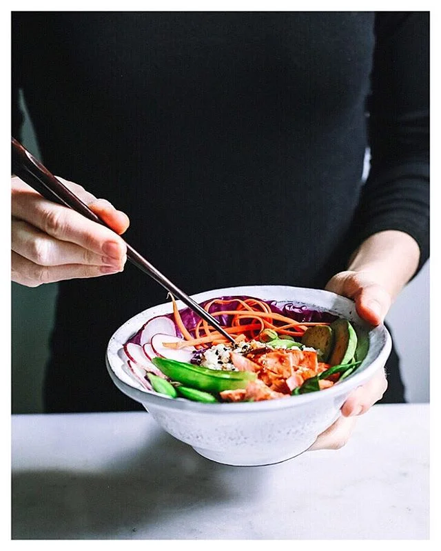 Taking a quick break from recipe testing to scarf down this Sesame Ginger Salmon Bowl for lunch! I recently discovered pre-riced cauliflower in the freezer section and it's been a serious game changer for quick meals around here. Because if there's o